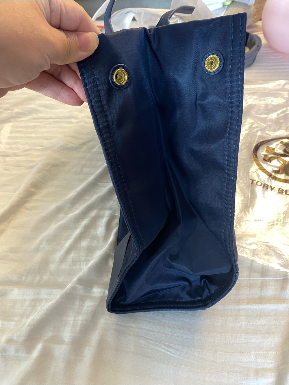 Tory Burch Navy Logo Tote with Leather Medallion - Picture 8 of 12